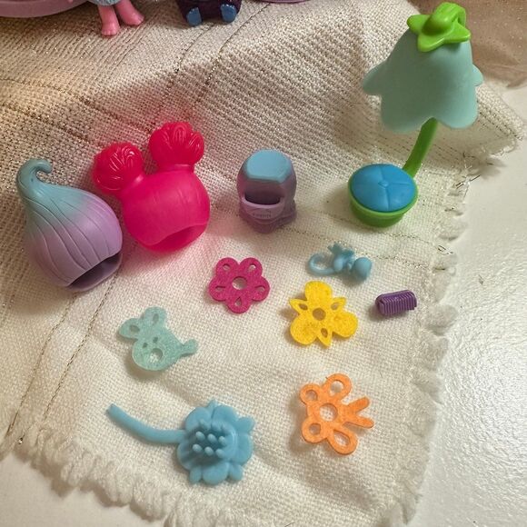 DreamWorks Trolls Poppy's Stylin' Pod - Picture 5 of 6